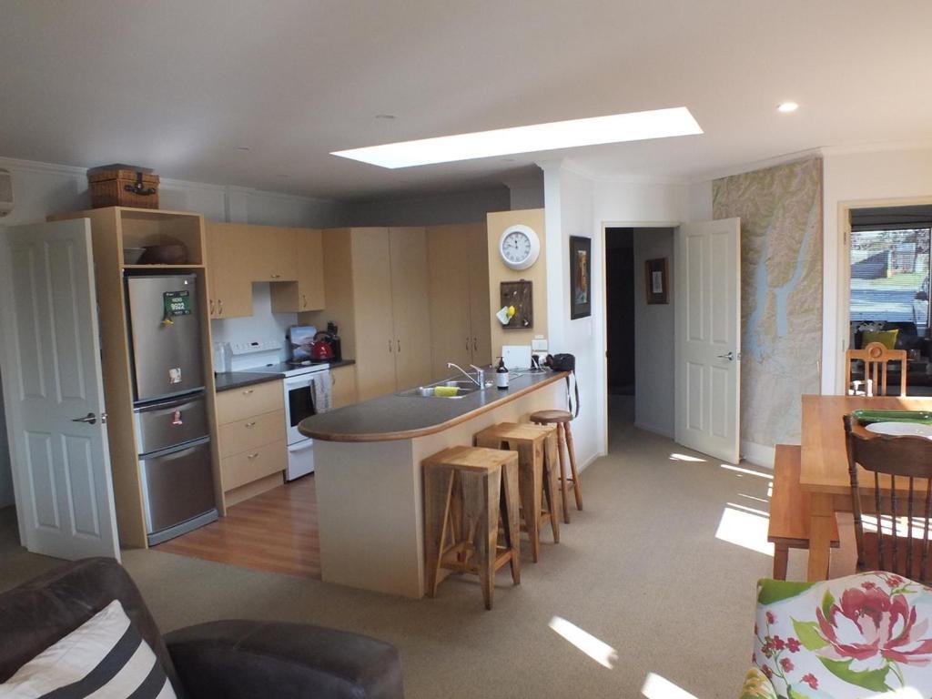 Wanaka Comfort - That Wanaka Tree Экстерьер фото